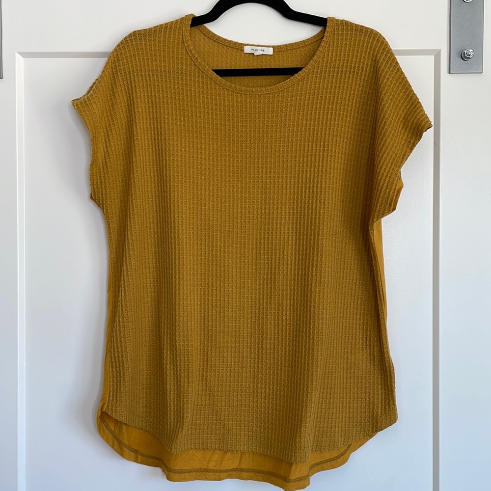 Pleione Waffle Knit Top